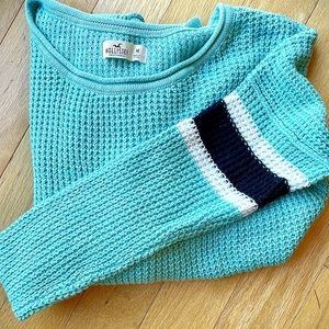Women’s Hollister sweater